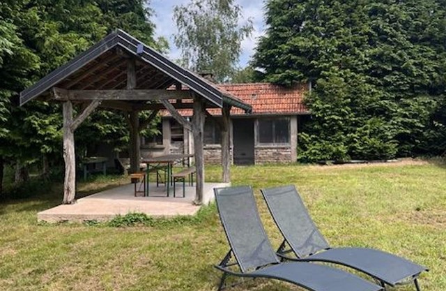 Country house with large garden, near thermal spa and nature