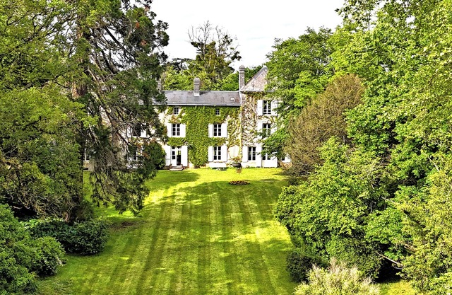 Country Manor at La Pommeraie