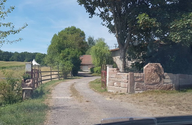 Country studio on a ranch in the heart of nature