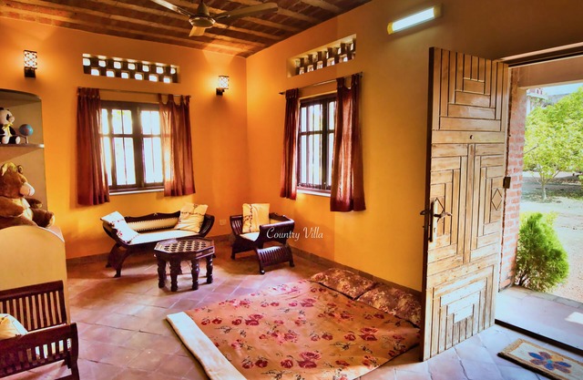 Country Villa with Modern Amenities, Santiniketan