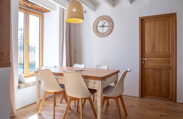 COUNTRYSIDE/COZY House, 3 bedrooms, from 4 to 6 people