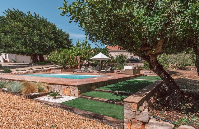 Countryside Loft - Hill 3 of the Carob