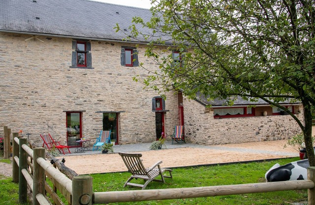 Countryside Retreat with Private Pool, Fireplace, and Electric Bike