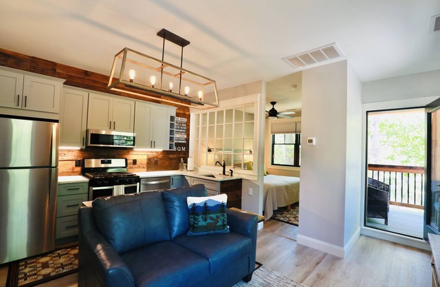 Couples Getaway overlooking Squam Channel
