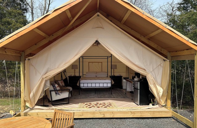 Couples Glamping Tent Near the Buffalo River