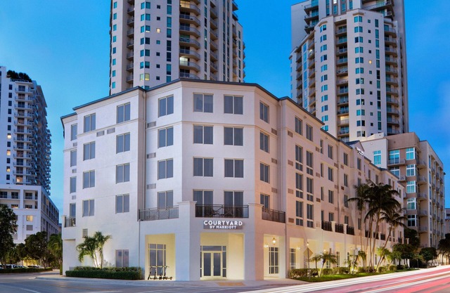 Courtyard by Marriott Miami Dadeland
