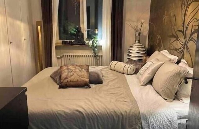 Cozy 1 Bedr,1 Livingr,1Kitchen,Bath+Tub balcony minutes fr the❤️Of Stockholm city