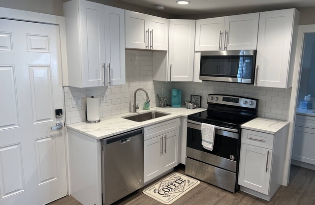 Cozy 1 bedroom in the heart of Brighton