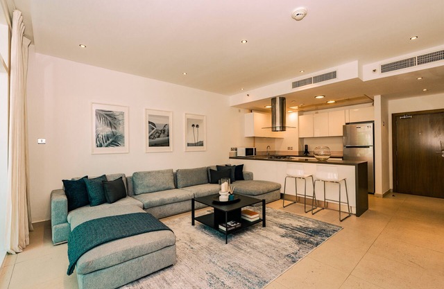 Cozy 2-bedroom apartment in beautiful Abu Dhabi with fitness room, WiFi