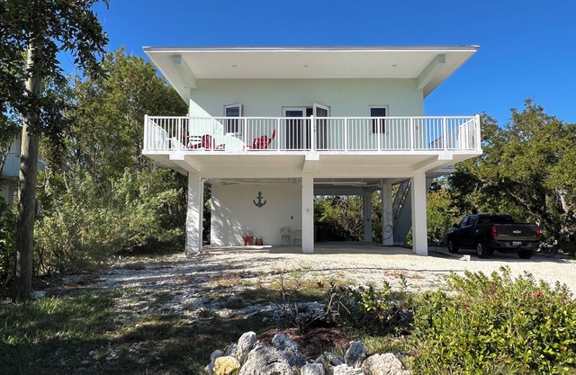 Cozy 2-bedroom house in charming Little Torch Key