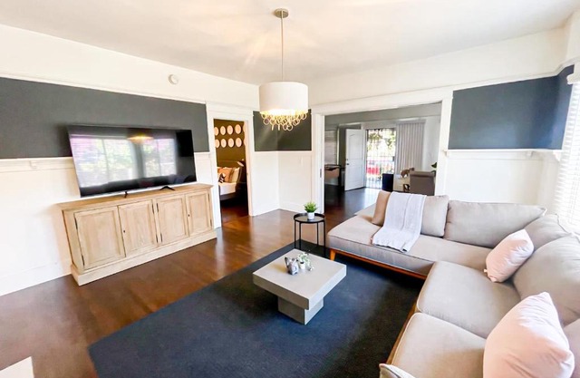 Cozy 2-bedroom home