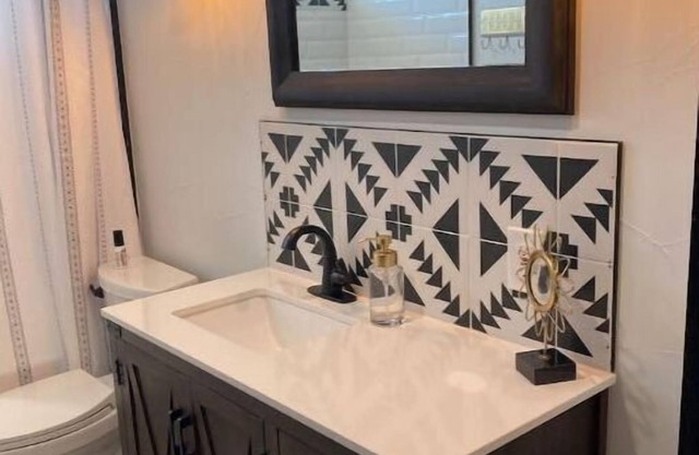 Cozy 2br-1ba 10min from Airport