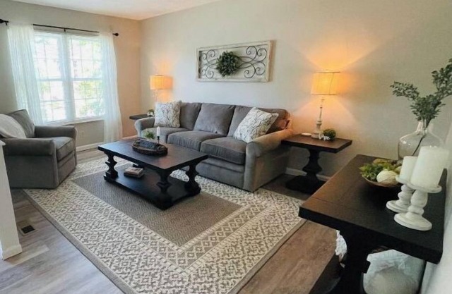 Cozy 3bd/2b In Florence, KY!
