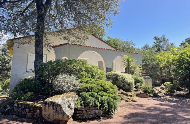 Cozy 4-Sleeper House, 200m from Beach, Quiet Area, Saint Brevin l'Ocean