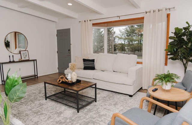 Cozy 4Bedroom/2Bath House - 5 Minutes from King Of Prussia