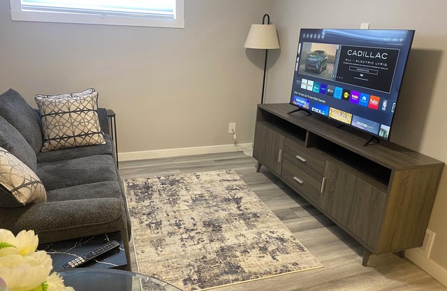 Cozy and Clean Legal Suit in North West Calgary