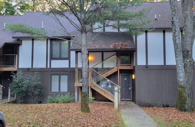 Cozy and Comfy 2 bedroom condo