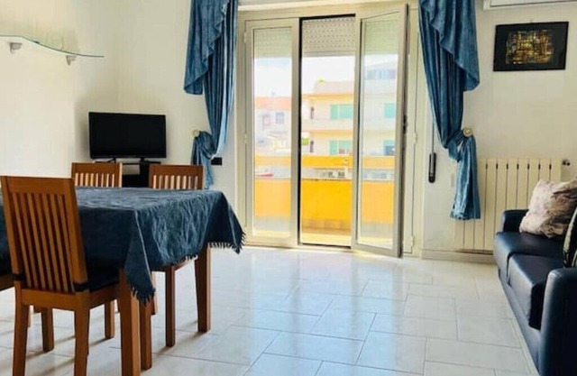 Cozy apartment a few meters from the sea