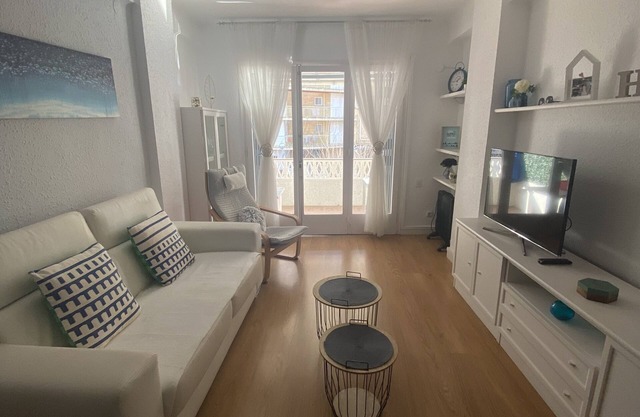 Cozy apartment in La Pineda by the sea, ideal families