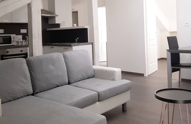 Cozy Apartment with Cachet