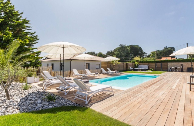 Cozy Apartments with Pool, SPA & Beach Access
