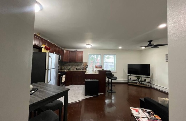 Cozy apt in Queens, near JFK