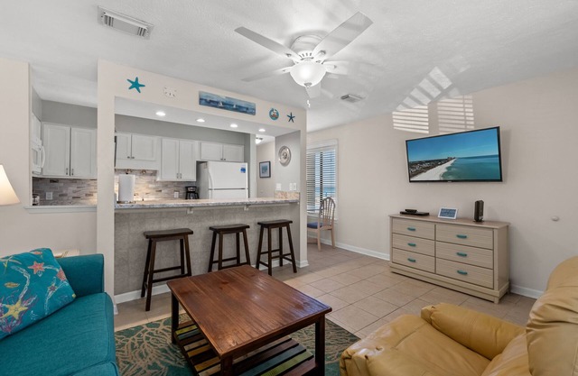 Cozy beachfront condo on the first floor.