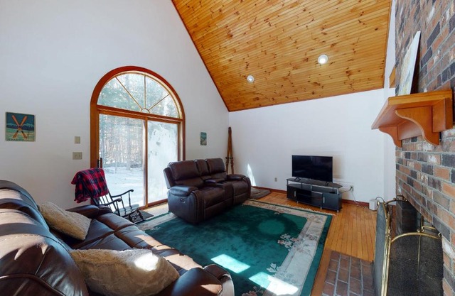 Cozy Cabin in the Woods