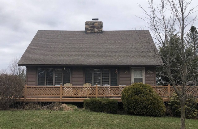 Cozy cabin near Ski Sawmill and Pine Creek