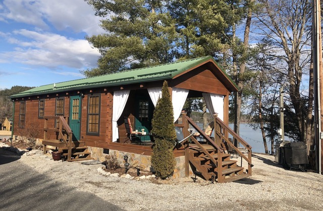 Cozy Cabin on Lake James with Private Beach and Boat Dock