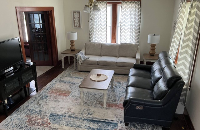 Cozy Cape Cod Home 4 Miles to Hershey Attractions