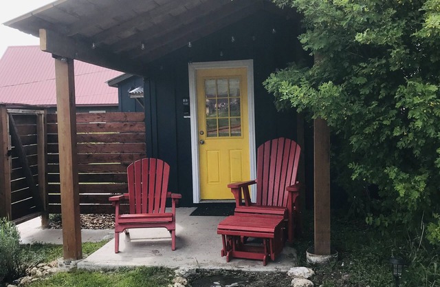 Cozy center Philipsburg Studio Guest Cottage