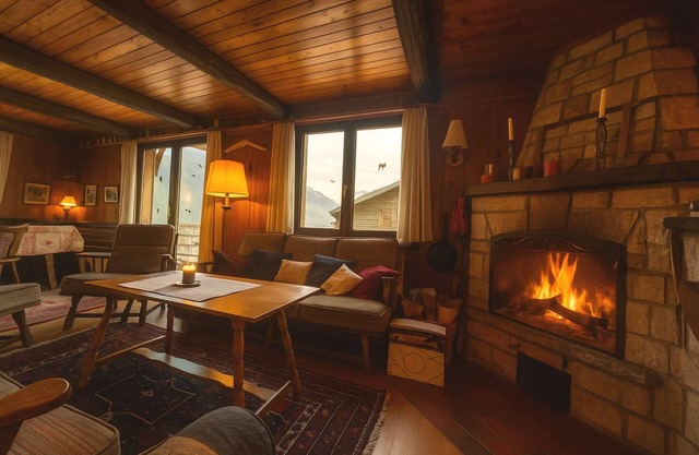 Cozy chalet, Alps view, fireplace & large terrace