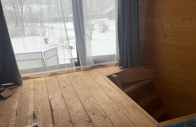 Cozy chalet with AC and WiFi in peaceful Almaty with mountain and city view