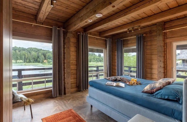 Cozy Chalet With hot tub and Sauna in Secluded Eco-village