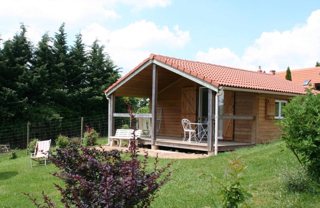 Cozy Chalets with Pool Access, Outdoor Activities, and Scenic Green Space