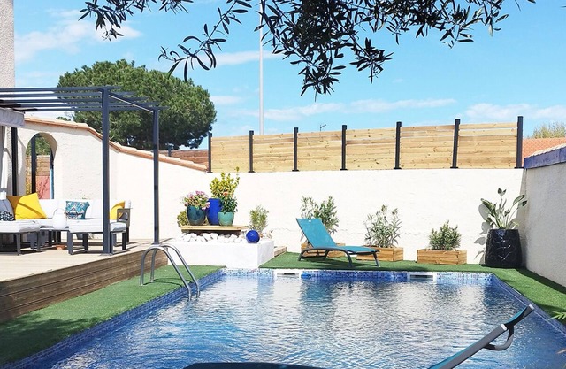 Cozy Comfort Villa Wifi - Swimming pool - 8km beach