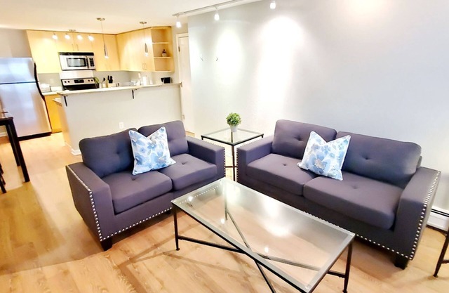 Cozy Condo in heart of Wash Park!