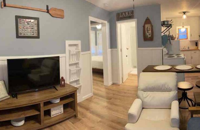 Cozy Cottage #3 at Bull Shoals!
