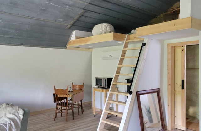 Cozy country studio 5 mins from town and a short drive to Corning & finger lakes