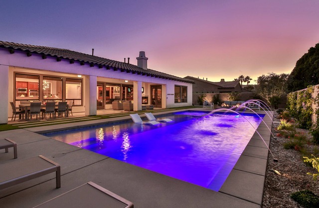 Cozy Desert Winter - Warm Getaway under the stars
