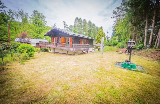 Cozy Family Retreat, Rendeux