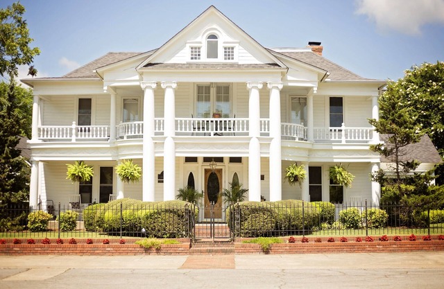 Cozy Farm House located on historic turn-of-the century property.