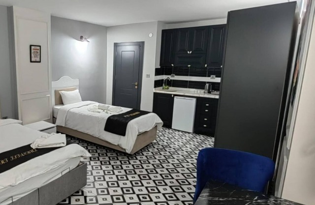 Cozy Flat, 5 min to Istiklal and Karakoy Port