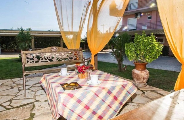 Cozy flat in an olive grove 1.5km to a sandy beach