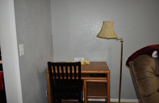 Cozy Fully-Furnished Entire1-Bed 1-Bath Apt in Basement of Private House