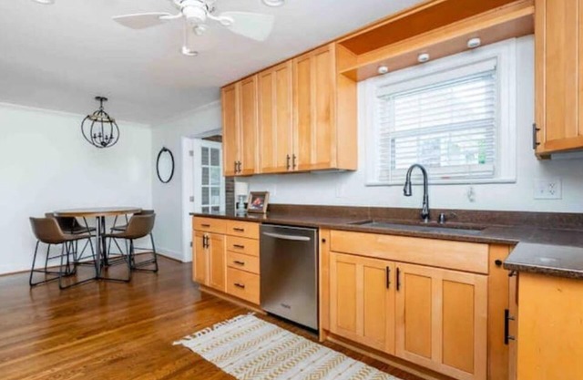 Cozy, great LOCATION, smoke FREE!