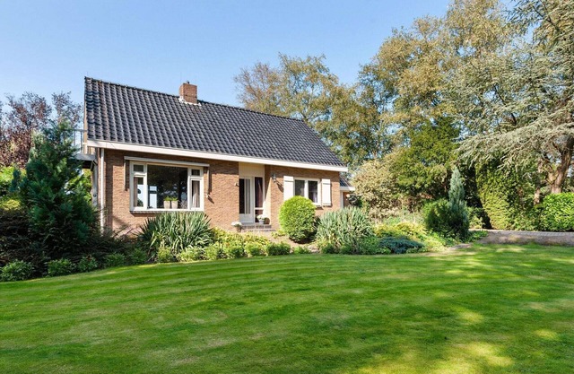 Cozy Holiday Home in Mantinge with Private Garden