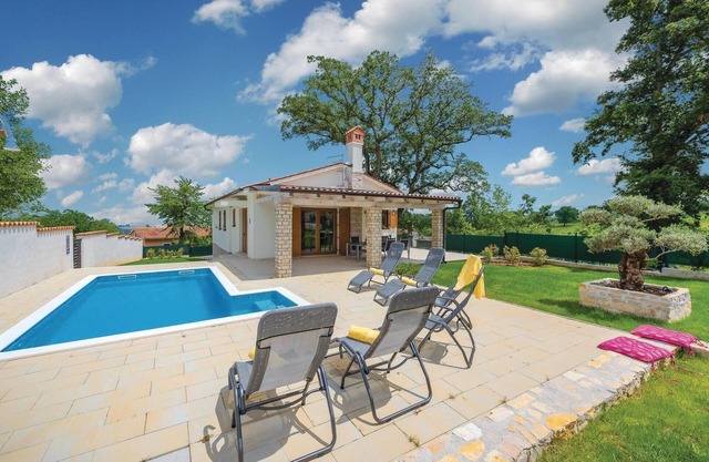 Cozy home in Cambarelici