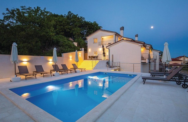 Cozy home in Kastav with house sea view